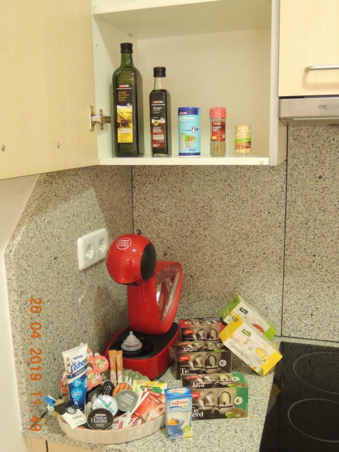 Apartament Jasmine Apartment Besalu Exterior photo